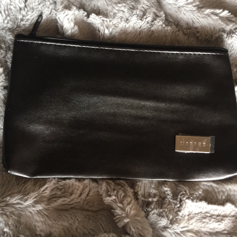 NEW morphe brush holder